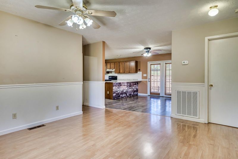 6940 Calvary Way, Corryton, TN 37721