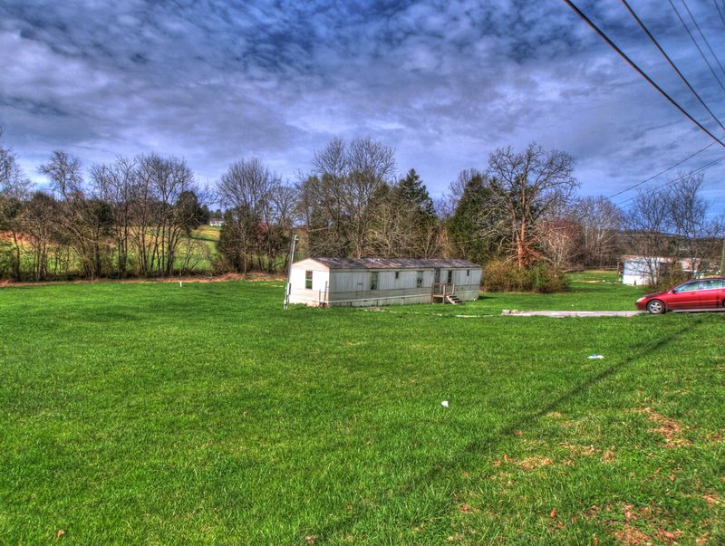 6941 Beeler Rd, Knoxville, TN 37918