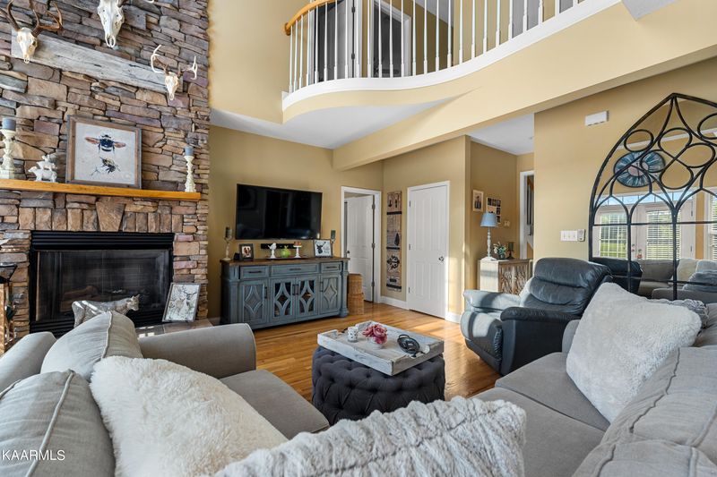 695 Richland Rd, Blaine, TN 37709