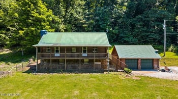 696 Young Rd, Lafollette, TN 37766