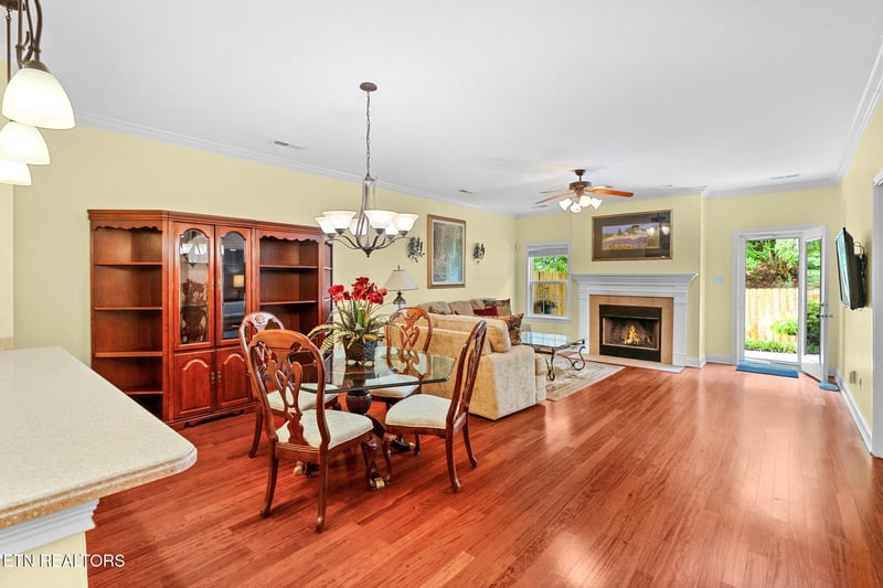 6962 Pemmbrooke Shire Ln, Knoxville, TN 37909