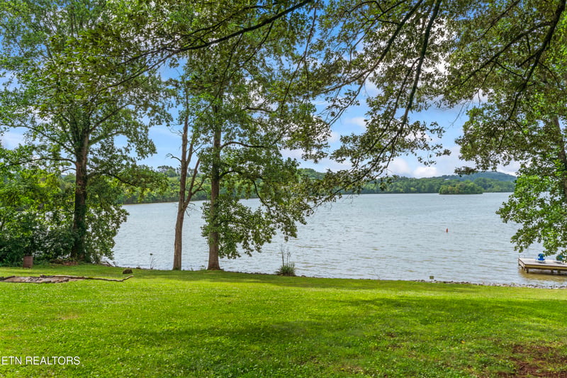 6964 Riverwood Dr, Knoxville, TN 37920