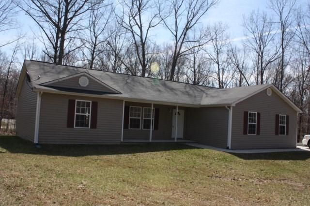 697 Spruce Loop, Crossville, TN 38555