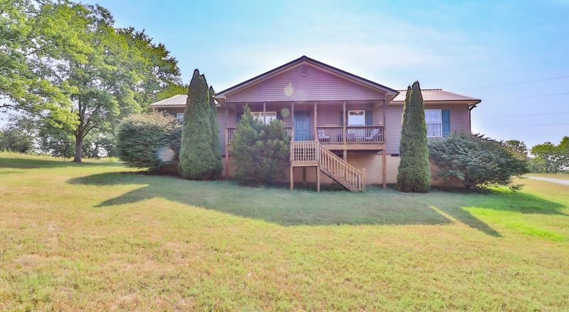 697 Stone Rd, Blaine, TN 37709