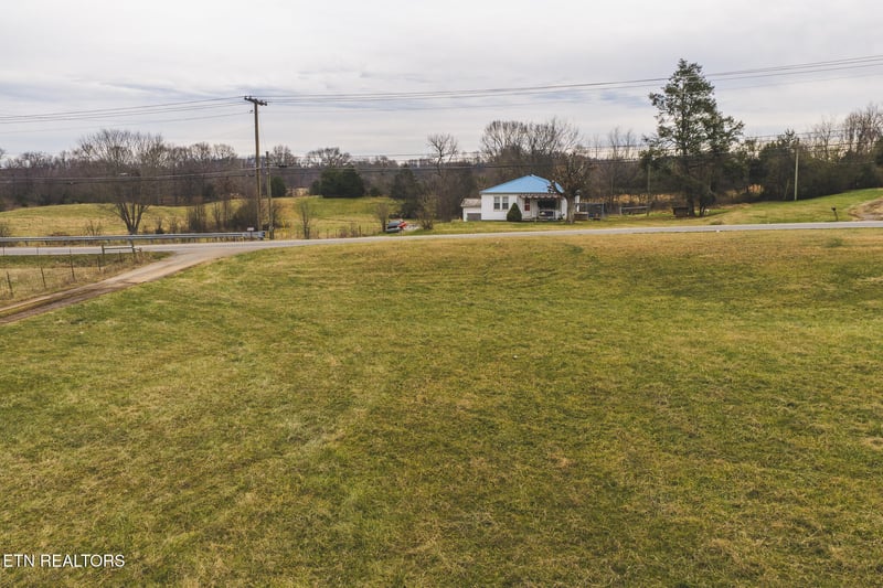 6975 St Clair Rd, Whitesburg, TN 37891