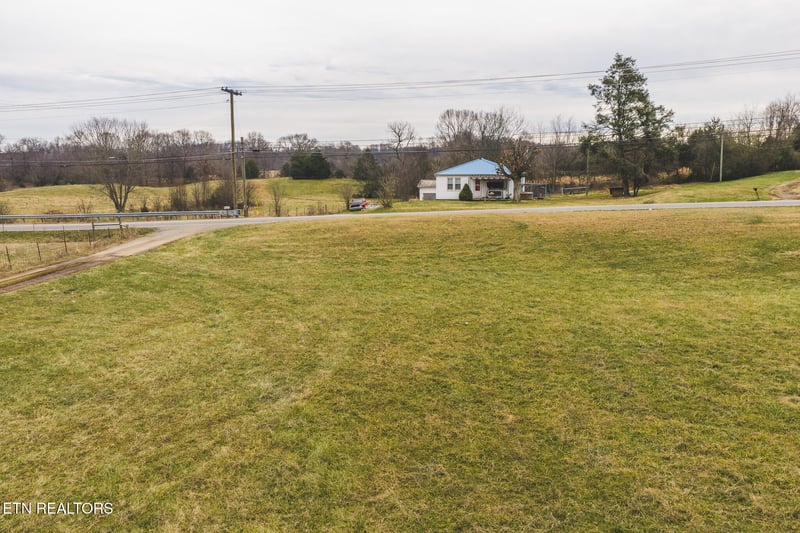 6975 St Clair Rd, Whitesburg, TN 37891