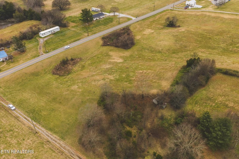 6975 St Clair Rd, Whitesburg, TN 37891