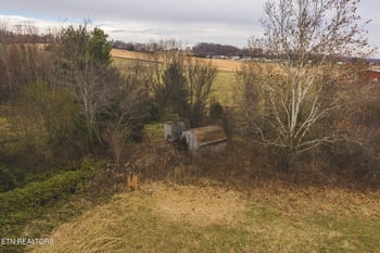 6975 St Clair Rd, Whitesburg, TN 37891