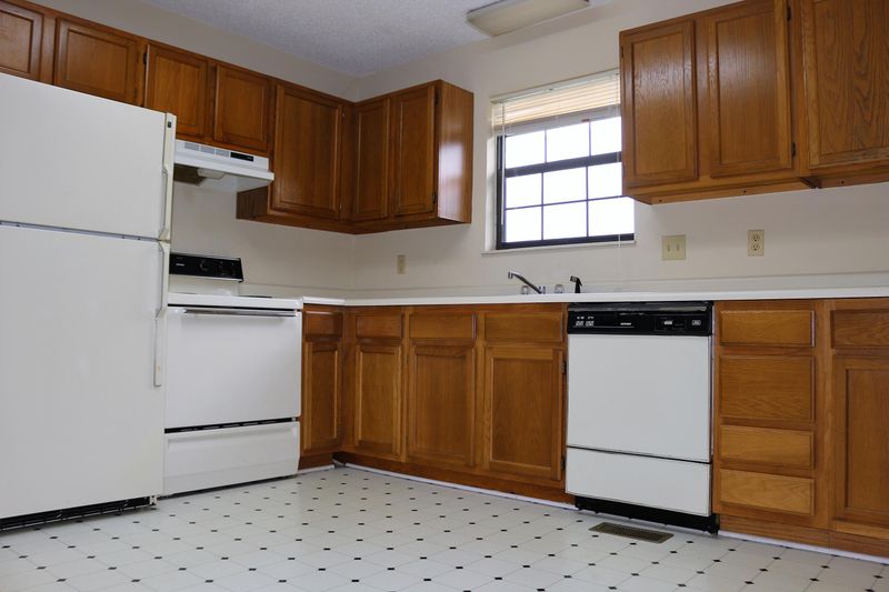 699 E Lincoln Rd, Alcoa, TN 37701