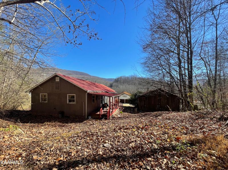 6996 New River Hwy, Devonia, TN 37710