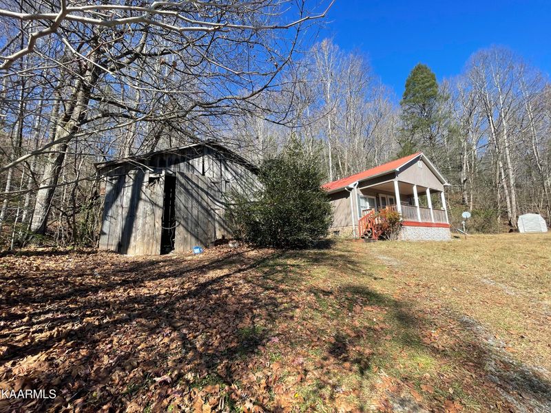 6996 New River Hwy, Devonia, TN 37710