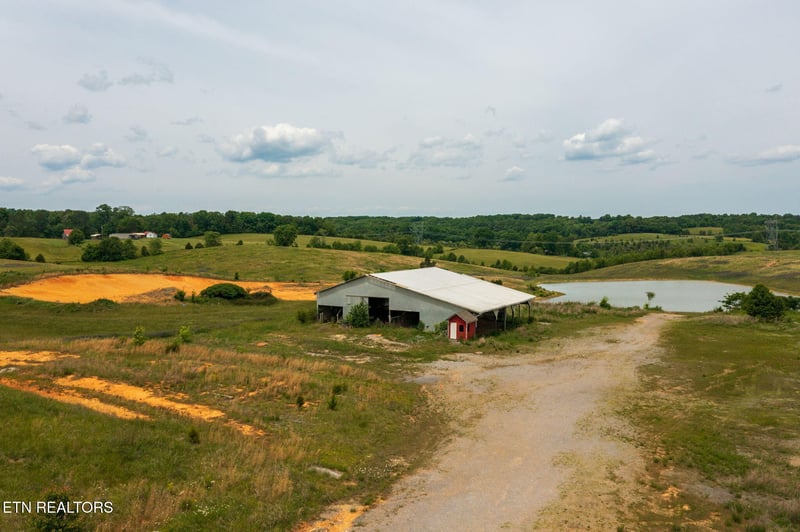 6997 Davis Ferry Rd, Loudon, TN 37774