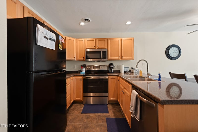 7 Lakeshore Cir #141, Crossville, TN 38558