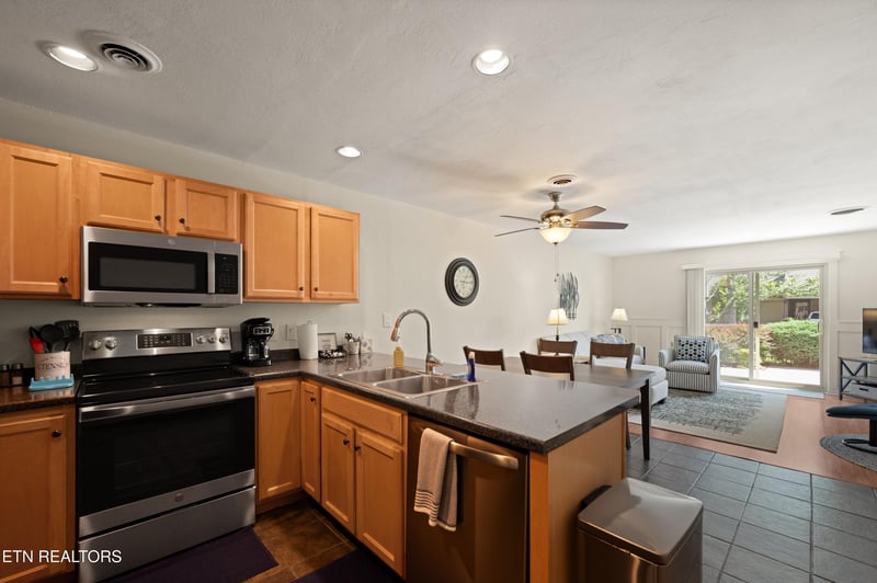 7 Lakeshore Cir #141, Crossville, TN 38558