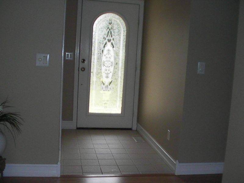 70 Holiday Dr, Crossville, TN 38555