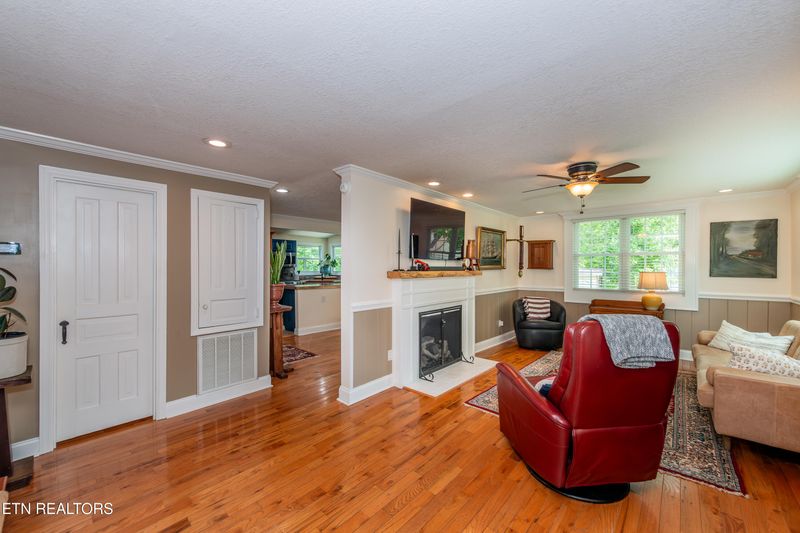 70 Pine Rd, Norris, TN 37828