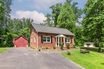 70 Pine Rd, Norris, TN 37828