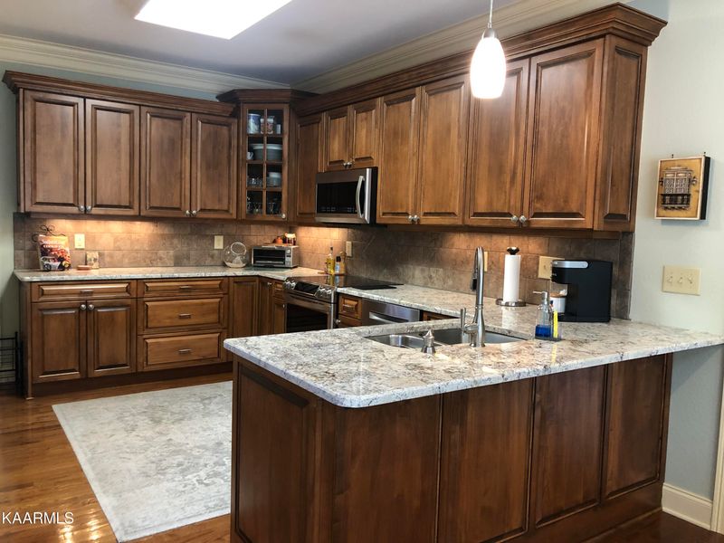 70 Rolling Links Blvd, Oak Ridge, TN 37830
