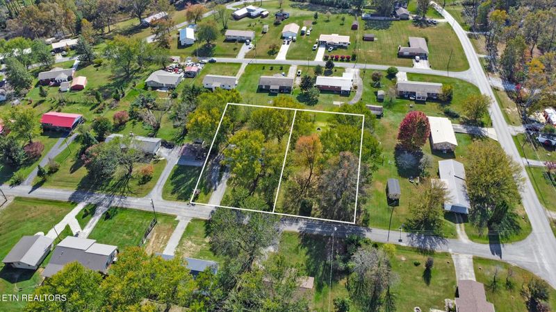 70 Westwind Dr, Crossville, TN 38555