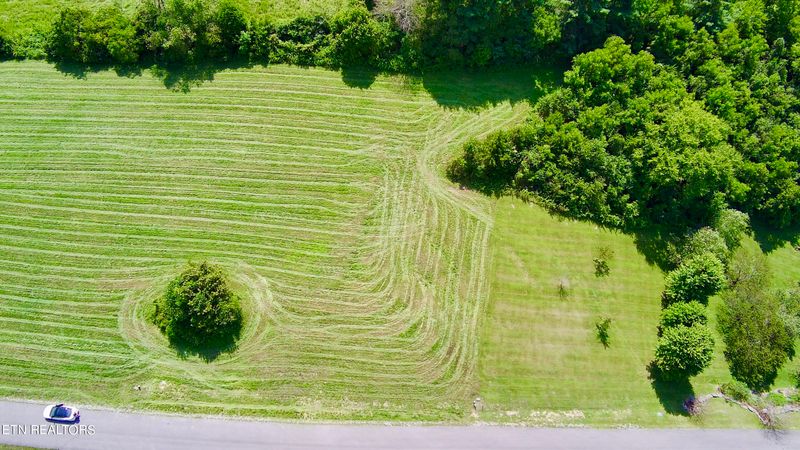 70 Windy Sails Ln, Sharps Chapel, TN 37866