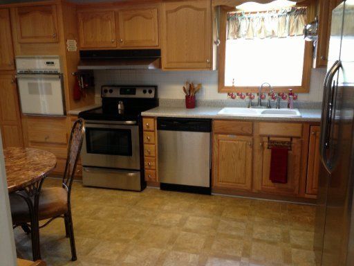 700 E Meadecrest, Knoxville, TN 37923