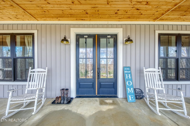 700 Evelyn Pvt Dr, Huntsville, TN 37756