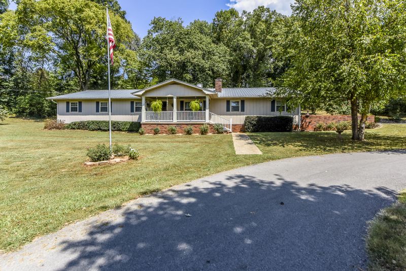 700 Heaton Rd, Greenback, TN 37742