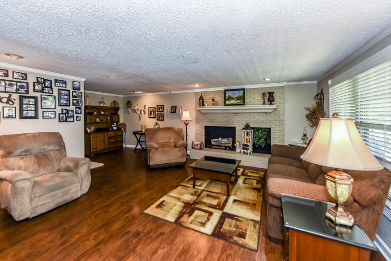 700 Heaton Rd, Greenback, TN 37742