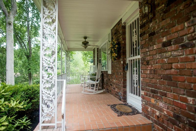 700 Summit View Rd, Knoxville, TN 37920