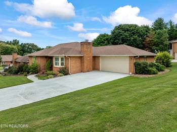 7000 Ashley Ct, Knoxville, TN 37921