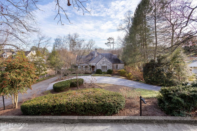 7000 Stone Mill Dr, Knoxville, TN 37919