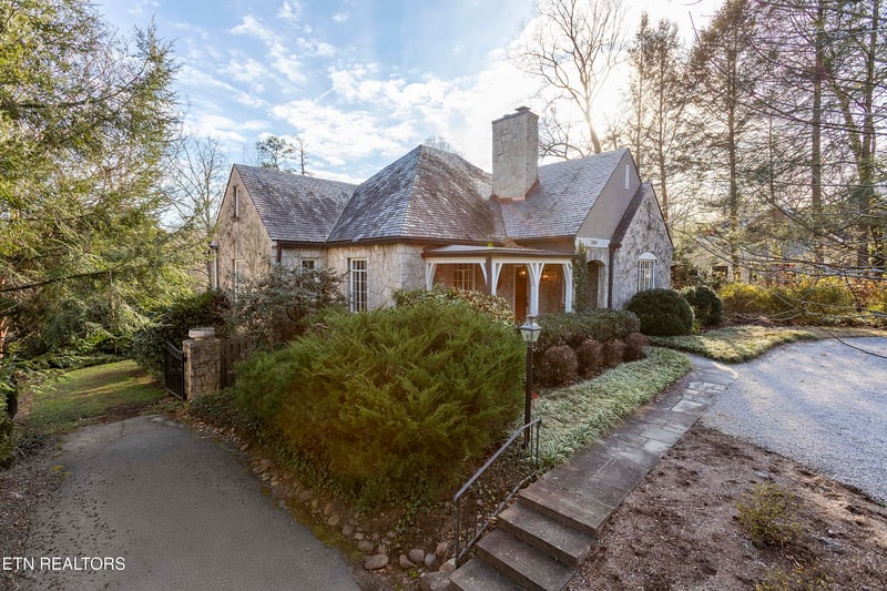 7000 Stone Mill Dr, Knoxville, TN 37919