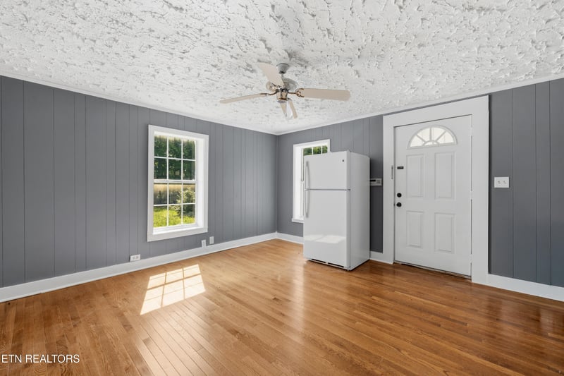 7001 Bert Newman Ln, Knoxville, TN 37931