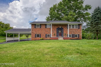 7001 Washington Pike, Corryton, TN 37721
