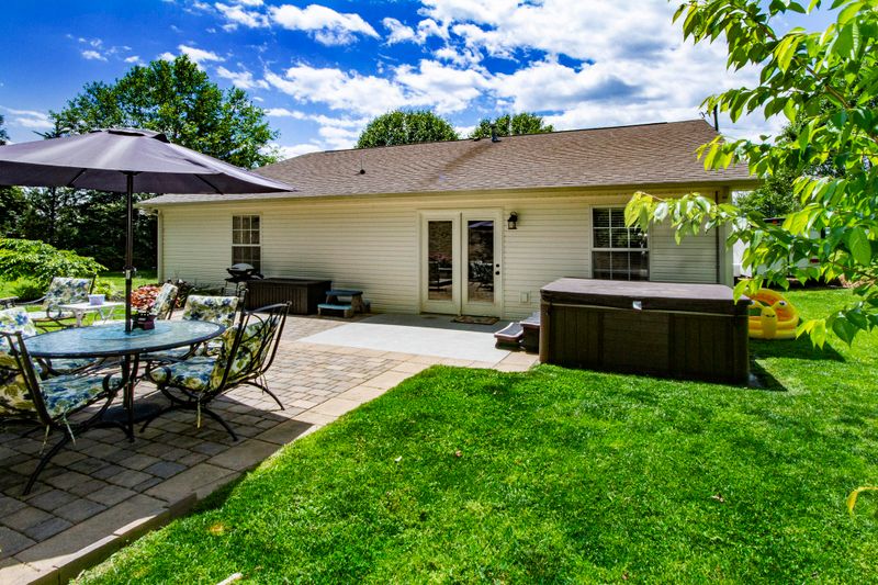 7002 Eddie Kimbell Ln, Powell, TN 37849