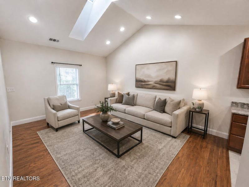 7004 Edon Hall Way, Corryton, TN 37721