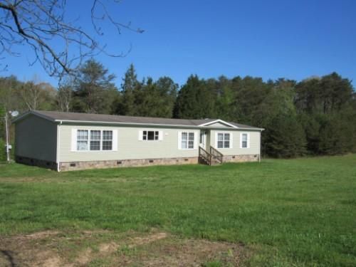 701 County Road 616, Athens, TN 37303