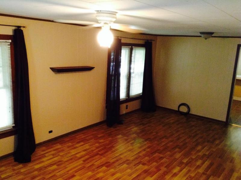 701 Ferry St, Loudon, TN 37774