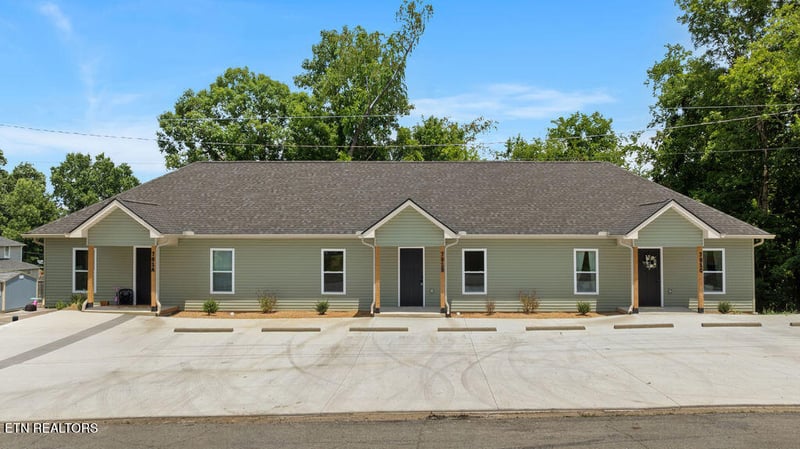 701 N F St, Lenoir City, TN 37771