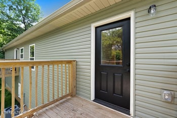 701 N F St, Lenoir City, TN 37771