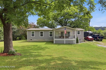 701 Watson Rd, Loudon, TN 37774