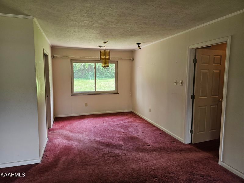 7010 Downing Dr, Knoxville, TN 37909