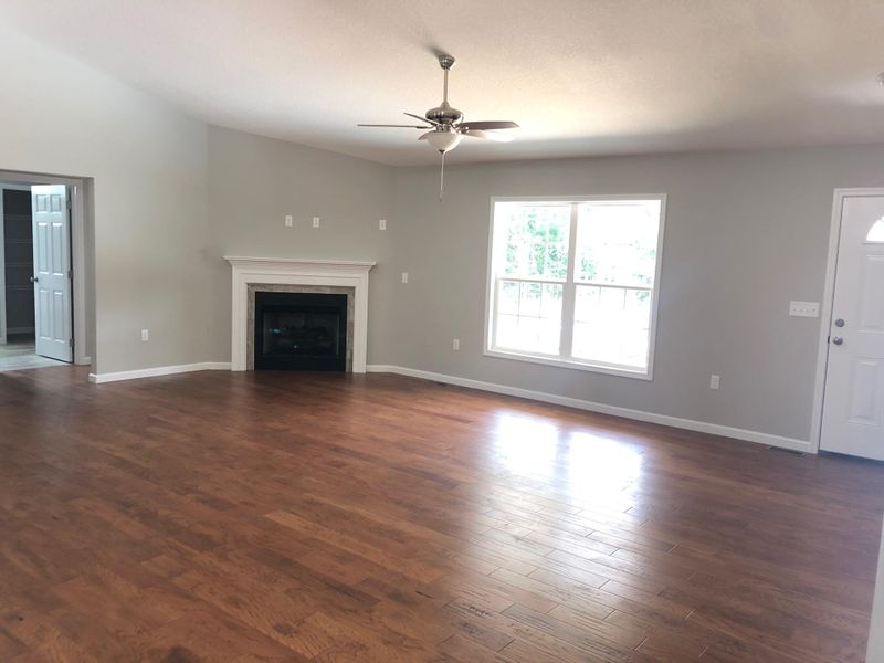 7011 Chief White Eagle Ln, Crossville, TN 38572