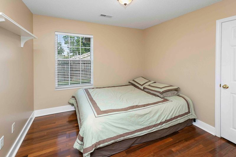 7011 Eddie Kimbell Ln, Powell, TN 37849