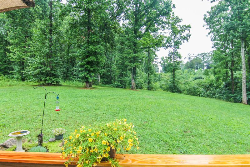 7014 Rising Rd, Knoxville, TN 37924