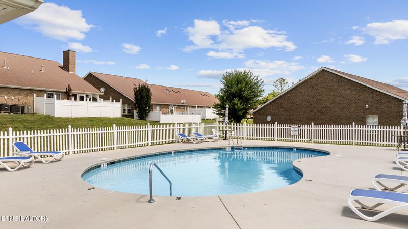 7018 Poskita Ln, Corryton, TN 37721