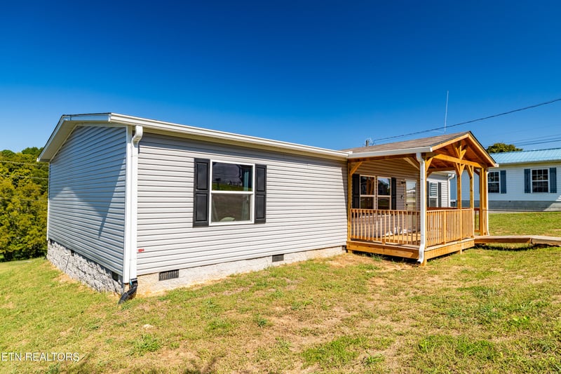 702 Childress Ave, Sweetwater, TN 37874
