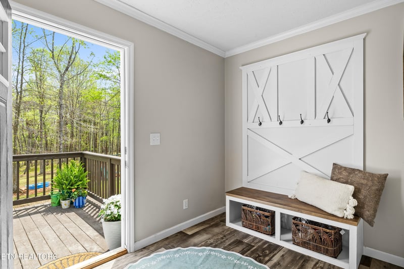 702 Dogwood Valley Rd, Kingston, TN 37763