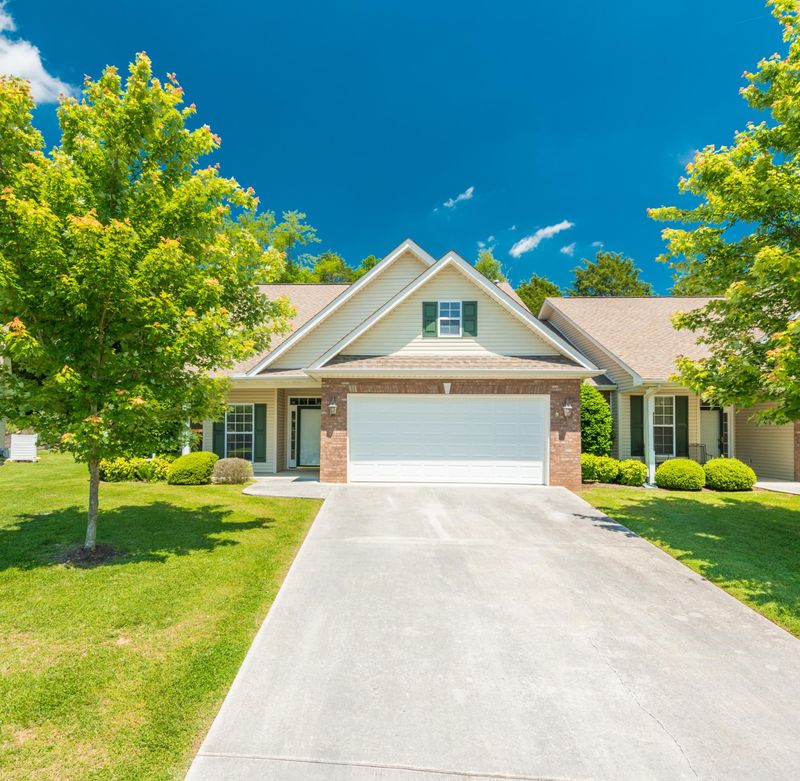 702 Mountainoak Ln #19, Powell, TN 37849