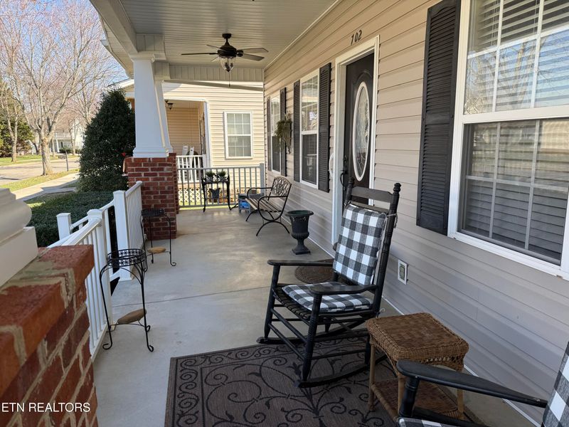 702 Stratford Ave, Sweetwater, TN 37874
